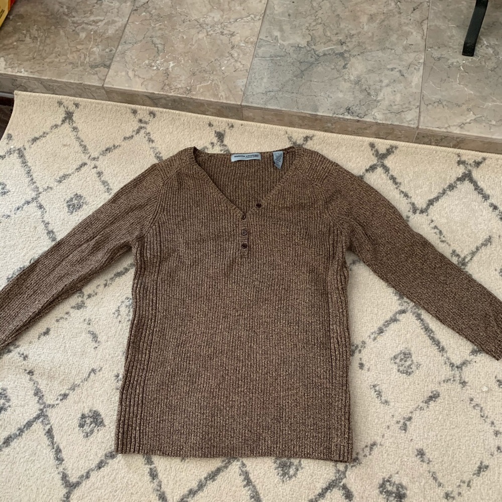 Light brown cropped sweater
